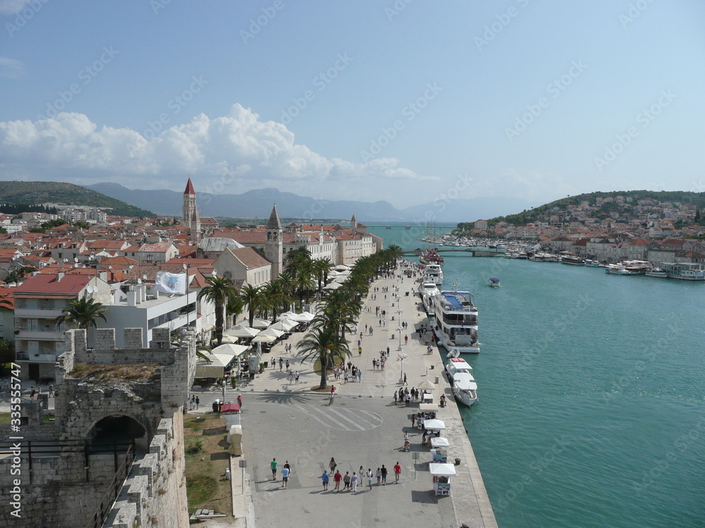 Obraz premium sea, city, panorama, town, port, coast, travel, harbor, sky, water, mediterranean, landscape, croatia, view, europe, architecture, tourism, bay, building, harbour, beach, summer, cityscape, boat,trogi