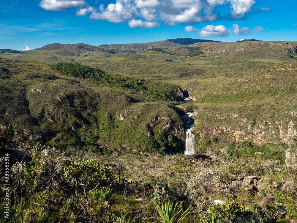 Fototapeta premium Great Waterfall in Brazilian Savannah (Cerrado)