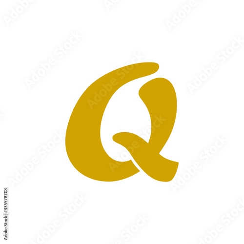 Q letter logo design vector