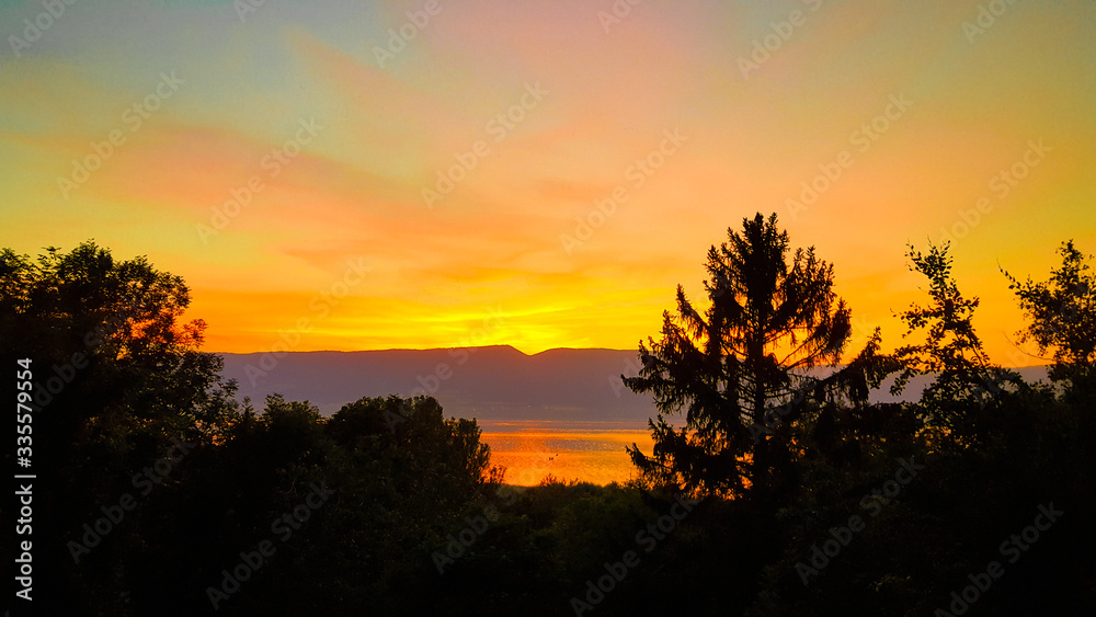 Fototapeta premium Coucher de soleil sur le Jura