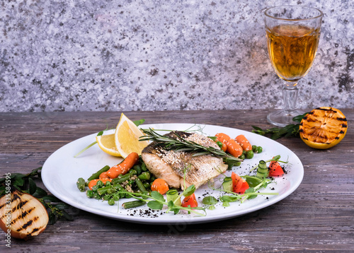 fried fish with vegetables