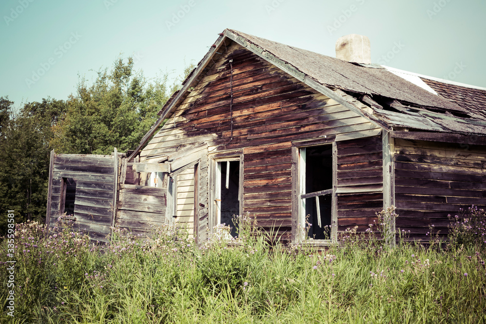 Old Farm Buildin Old Farm Buildin