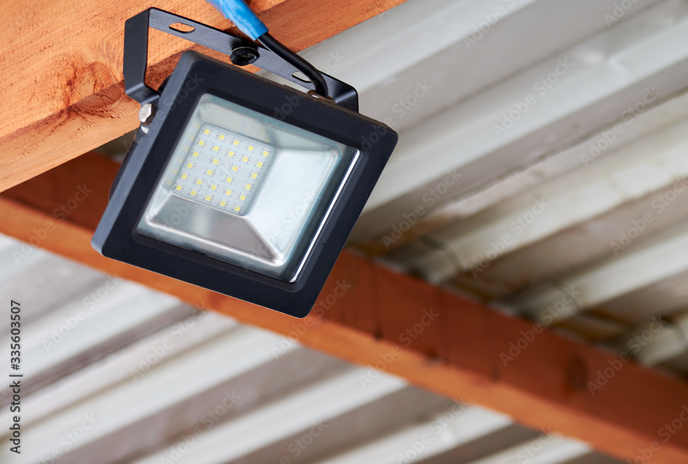 Top flood lights top