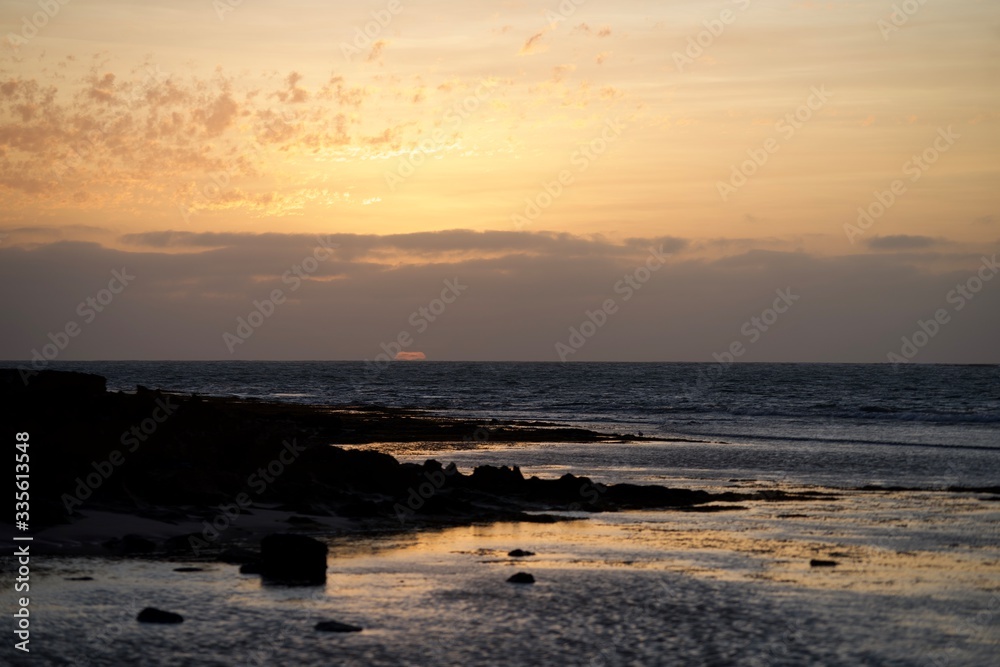 Coucher de soleil, réserve marine de Ningaloo Reef, plage de Five Mile