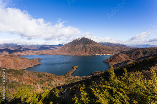 日本の国立公園・奥日光、中禅寺湖と男体山