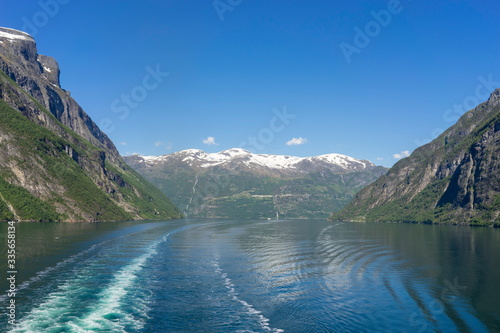 Fototapeta Naklejka Na Ścianę i Meble -  Cruise in Geiranger fjord in Norway