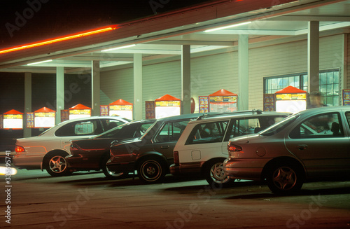 Car hop hamburger stand © spiritofamerica