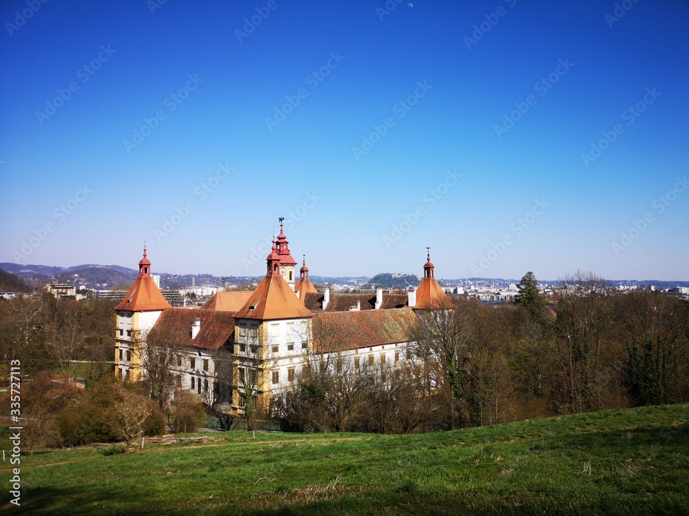 Schloss Eggenberg Graz Altstadt Panorama Sehenswürdigkeit