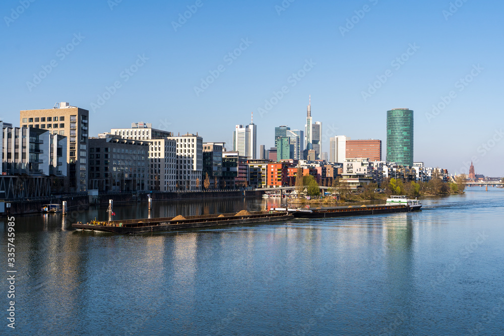 04.04.2020: Westhafen marina in Frankfurt Am Main