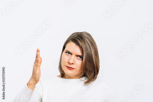 Wallpaper Mural portrait of beautiful woman have the idea Torontodigital.ca