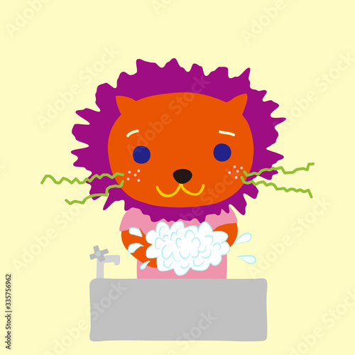 手を洗うかわいいライオン
A cute little lion washing hands