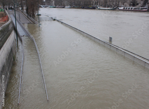 Crue Seine 