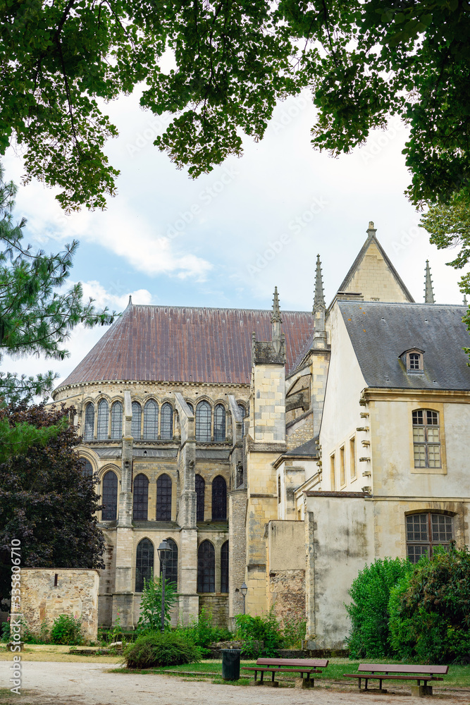 Basilique Saint-Remi. Reims, France.