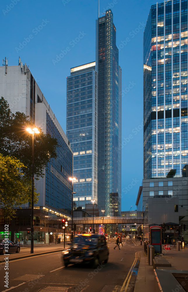 Obraz premium Taxi in City of London
