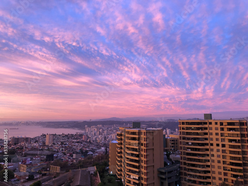 Coucher de soleil sur la ville de Viña del Mar