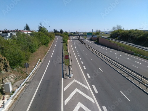 Voie express au sud de Lyon ou D301 appelée Boulevard Urbain Sud - Département du Rhône - France