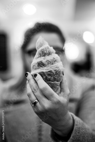 B&W Croissant