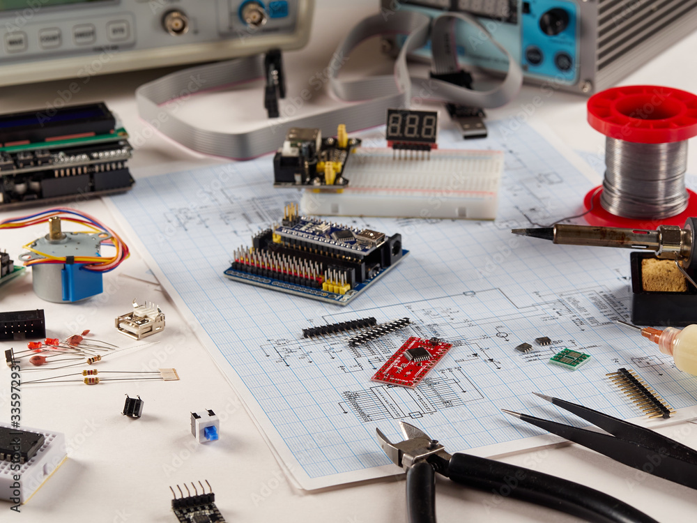 Electronic DIY project Arduino.Electronics and microprocessor.Drawing on a light background.Do it yourself.Programming and training. Electronic DIY project Arduino.Electronics and microprocessor.Drawing on a light background.Do it yourself.Programming and training.