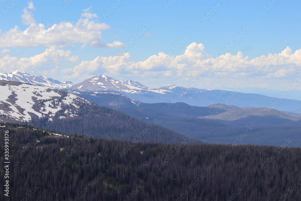 A view of the side of the Colorado mountain. High quality photo