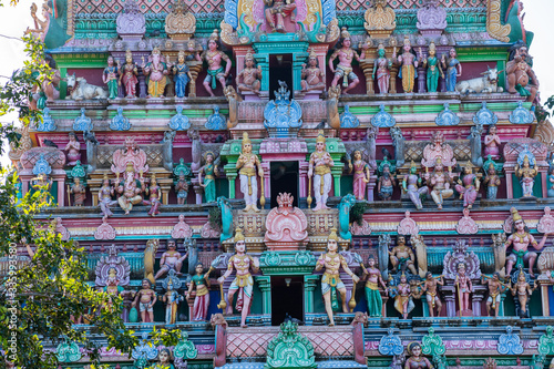 Tableau sur toile Hindu temple in Tamil Nadu, South India