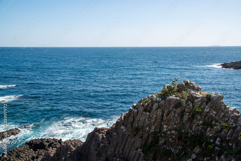 荒れた海　爪木崎海岸