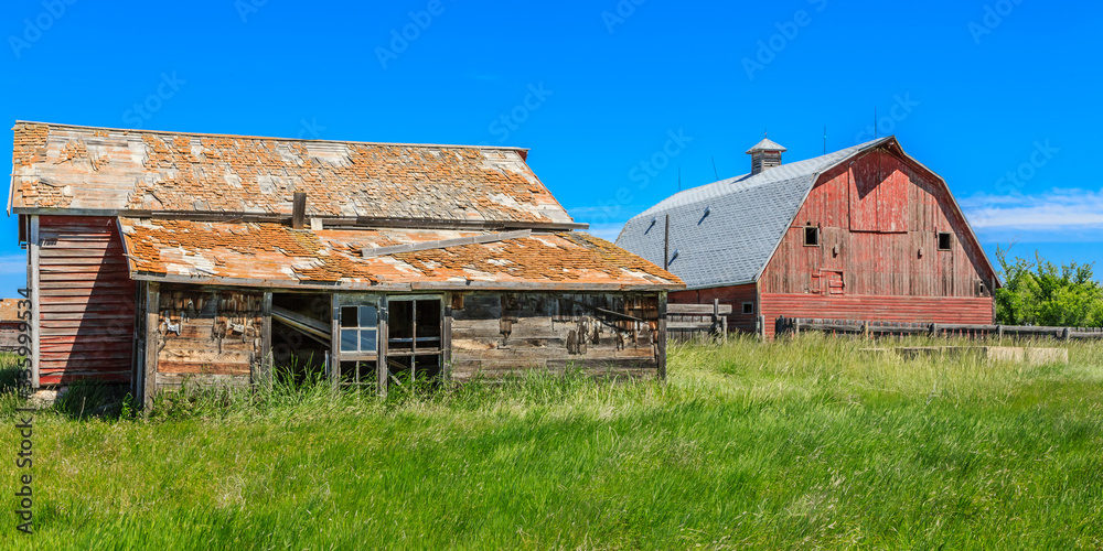 Obraz premium Abandoned Farm Yard