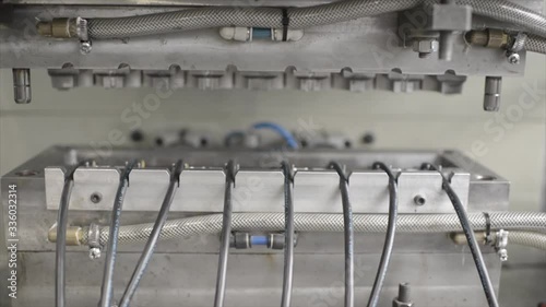 Pouring Electric Plugs Injection Molding Machine Machine