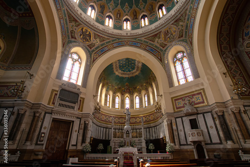 Interior de la Parroquia San Manuel y San Benito