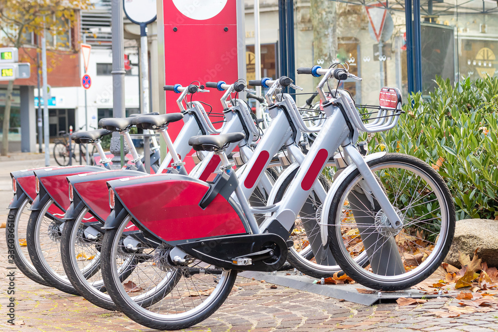 Elektrofahrrad in der Innenstadt zum Mieten Elektrofahrrad in der Innenstadt zum Mieten