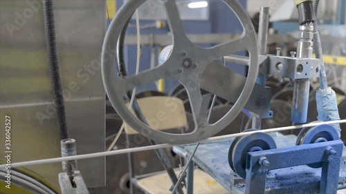 Production of unwinding and twisting wire, thread