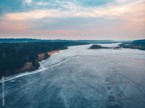 Frozen lake in Kaunas, Lithuania © A. Aleksandravicius