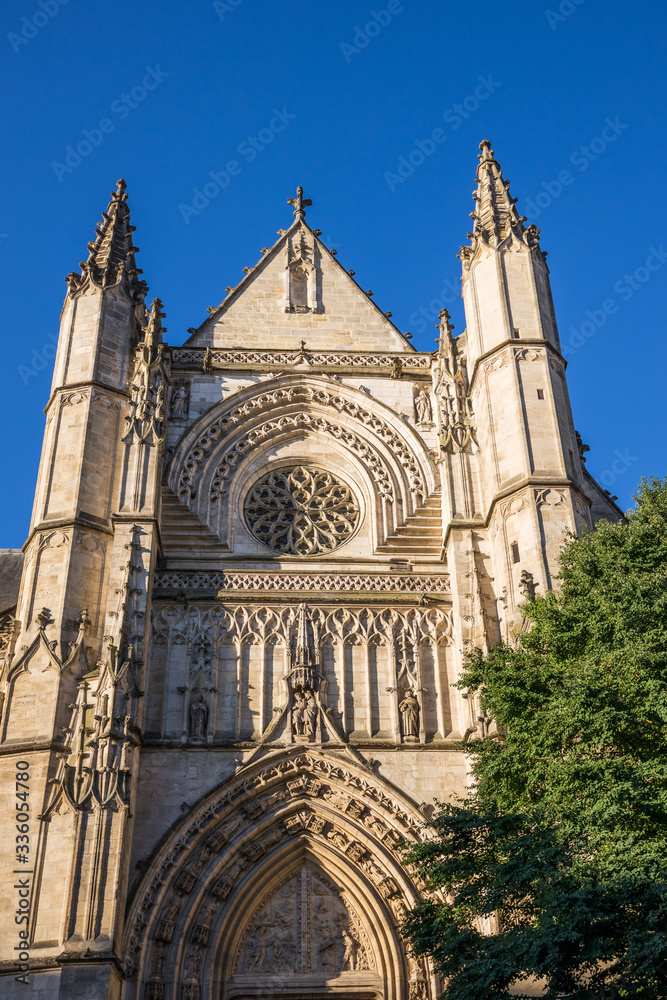 Saint-Michel famous Basicila in Bordeaux