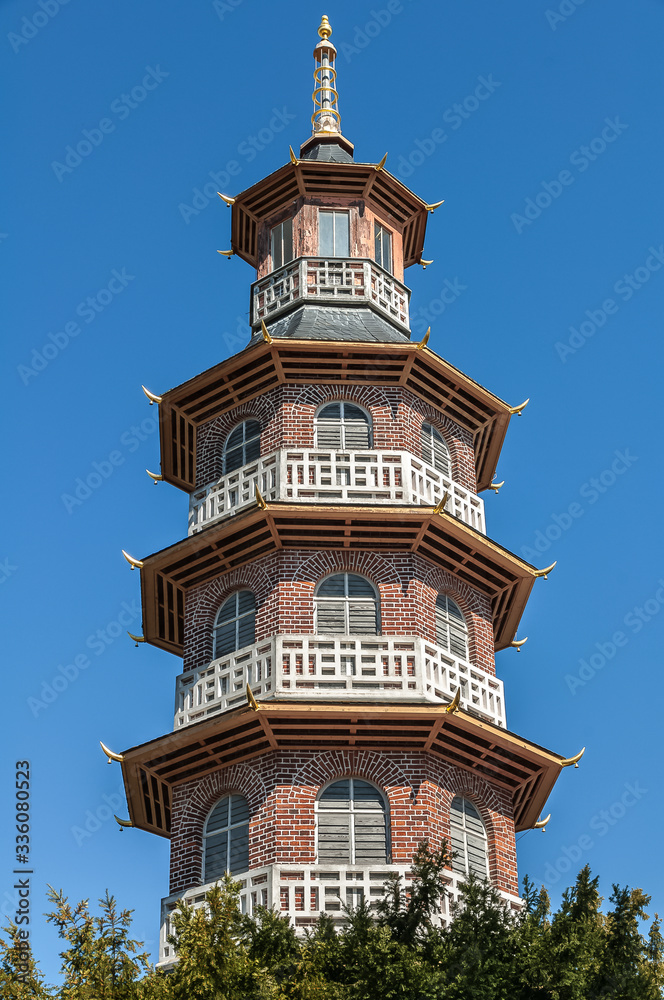 Oranienbaum -Schlosspark- Chinesischer Turm Oranienbaum -Schlosspark- Chinesischer Turm