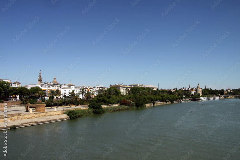 Naklejka premium Embankment of the river Guadalquivir in Seville