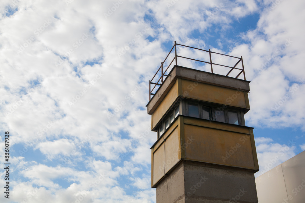 Observation tower