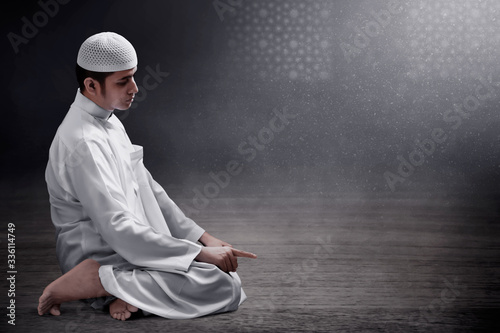 Photography Religious asian muslim man praying