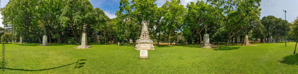 Panoramica de Plaza República de Chile