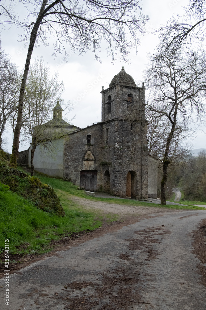 church of S. Pedro de Cadoalla, Becerreá, Lugo