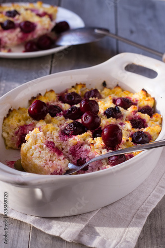 Casserole with cottage cheese and cherries