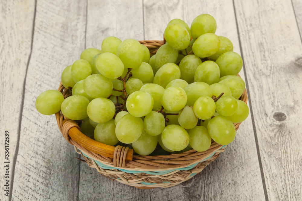 Sweet ripe Green grape branch Sweet ripe Green grape branch