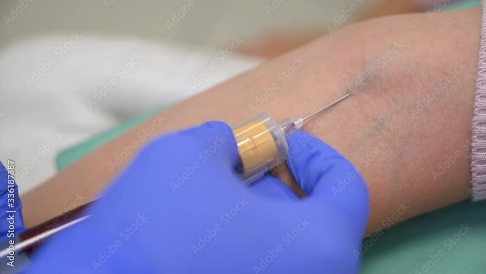 Close-up of female hands holding medical syringe. Healthcare and medicine concept
Close-up of female hands holding medical syringe. Healthcare and medicine concept