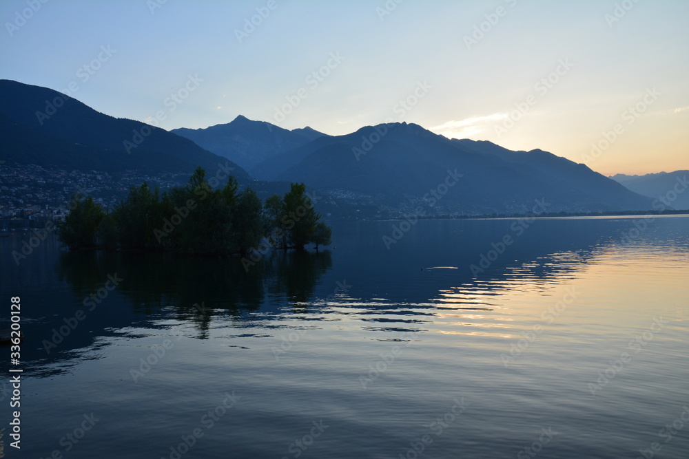 Coucher de soleil Lac Majeur Ascona Suisse
