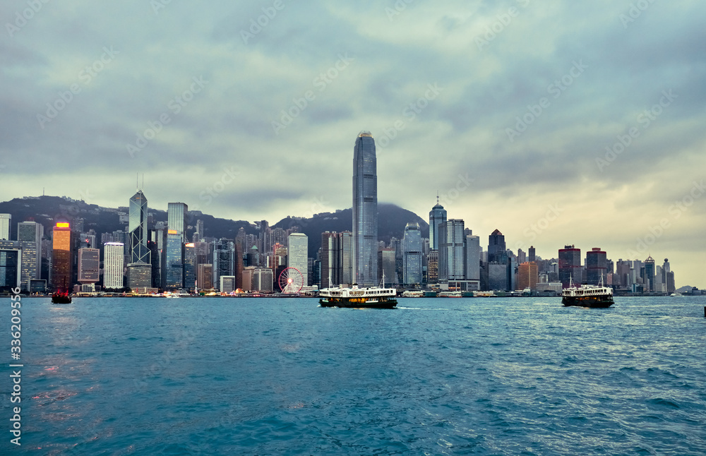 Fototapeta premium Hong Kong skyline and Victoria Harbor.