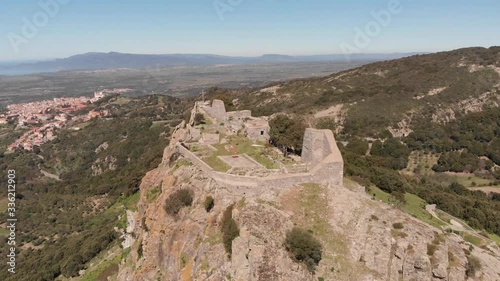 Volo sopra il castello del Montiferru