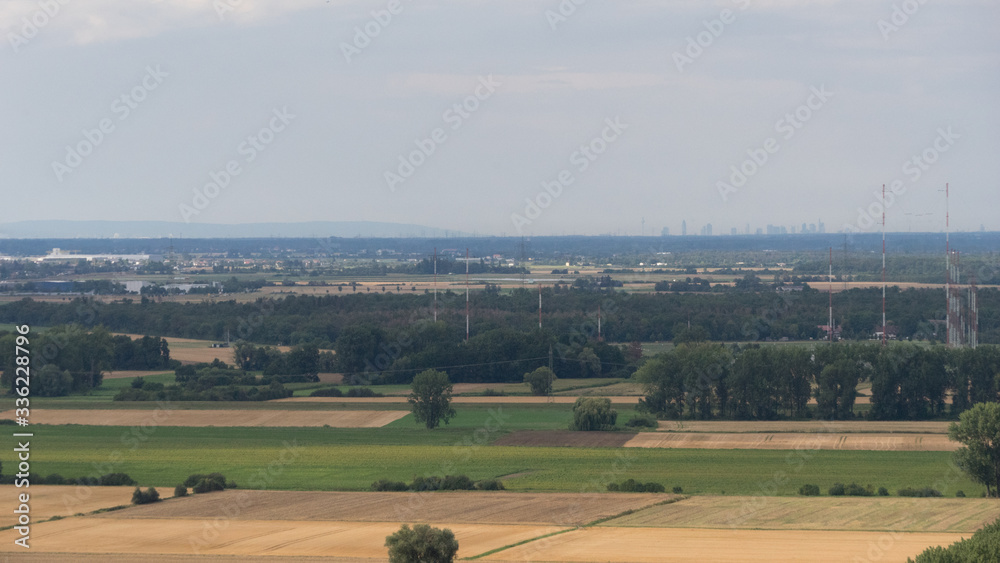 Luftbild: Felder und Wiesen-Landschaft an der hessischen Bergstrasse