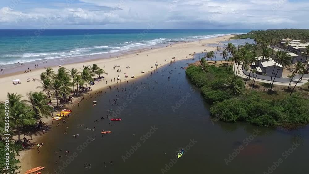 Imagem Aérea da Praia de Imbassaí, Mata de São João, Bahia, Brasil