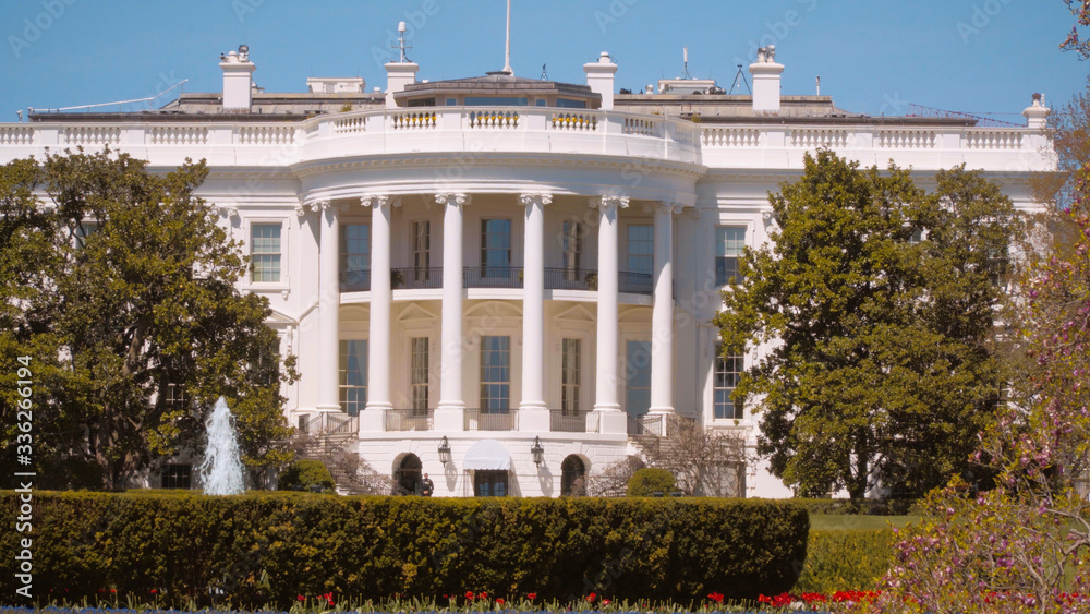 Obraz premium Famous Oval Office at The White House in Washington DC