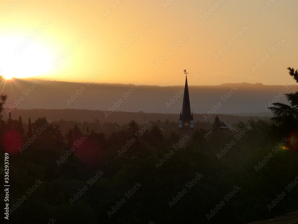 Obraz premium sunset over the church