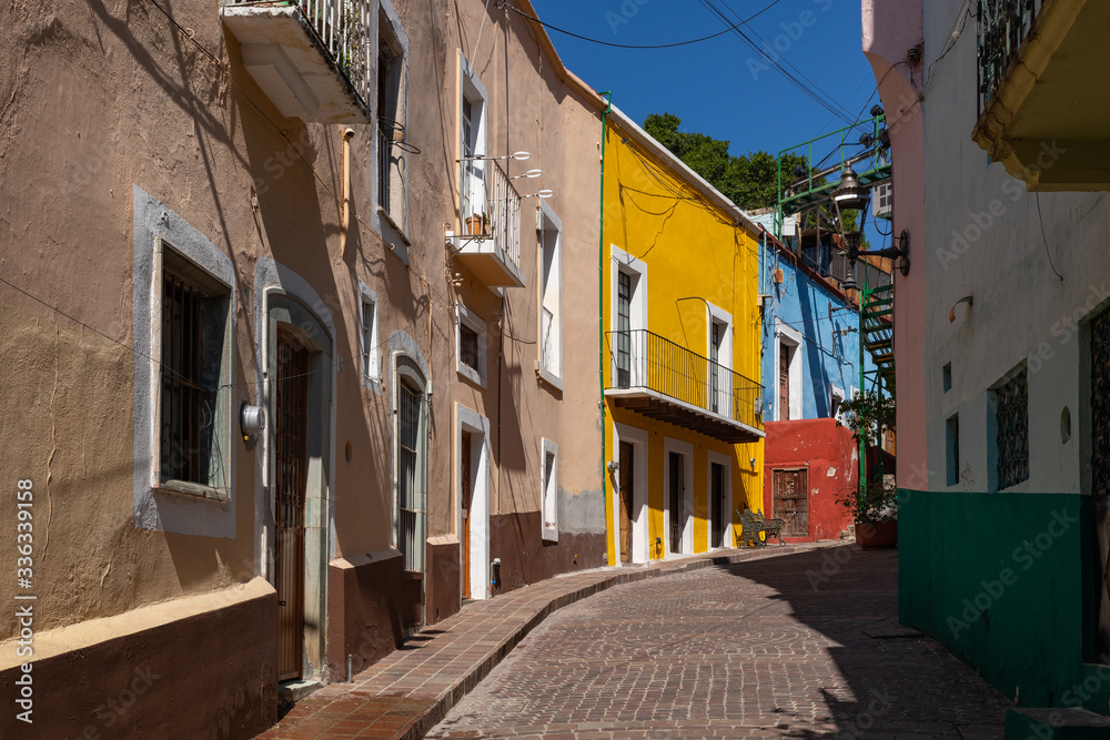 Fototapeta premium Guanajuato City historic center. Colorful homes built on hillside. Guanajuato State, Mexico.