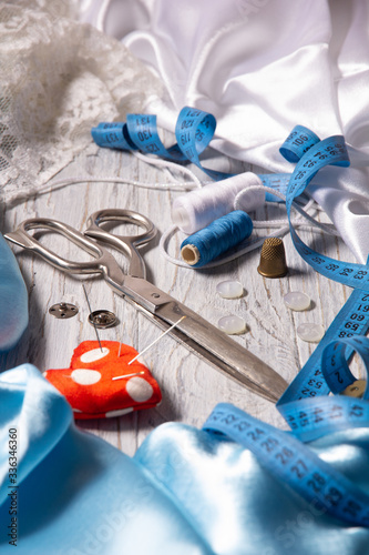 фотографія Set of items for cutting and sewing